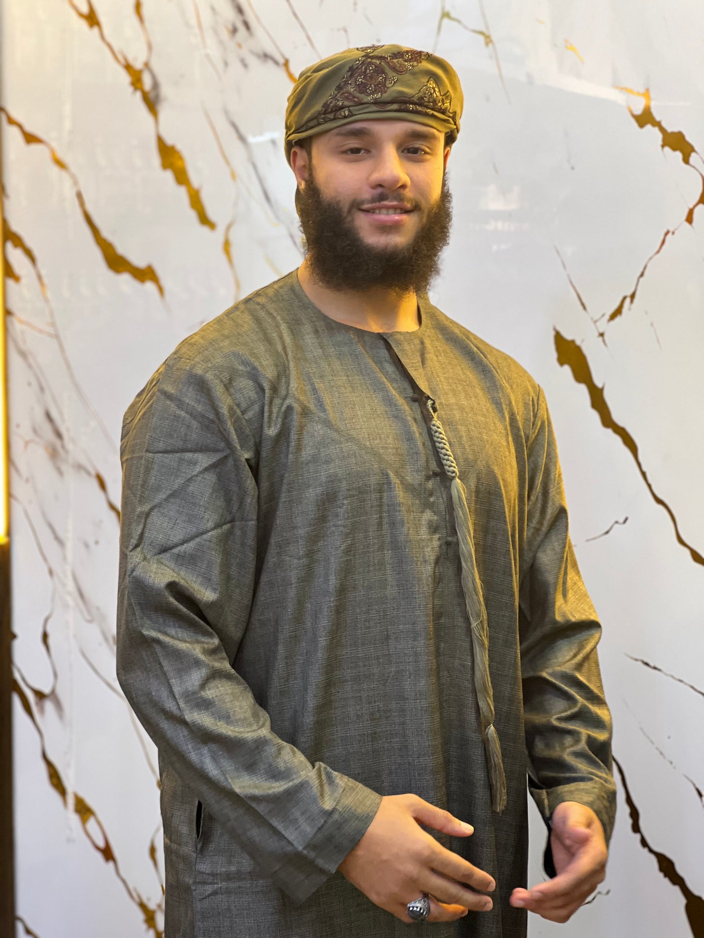 إماراتي الأنيس (مربعات)