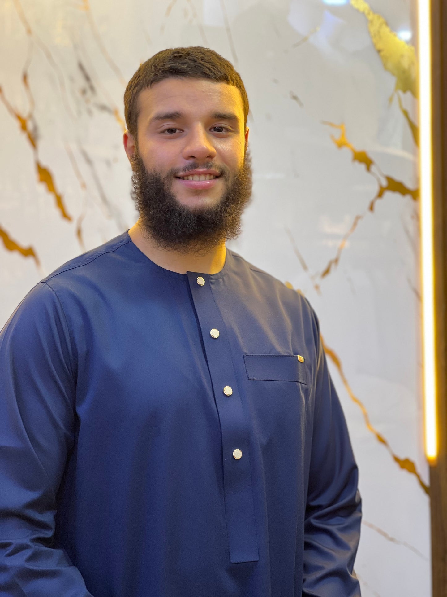 قميص الاسوة مونش