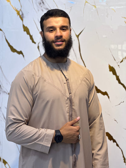 اماراتي ياباني