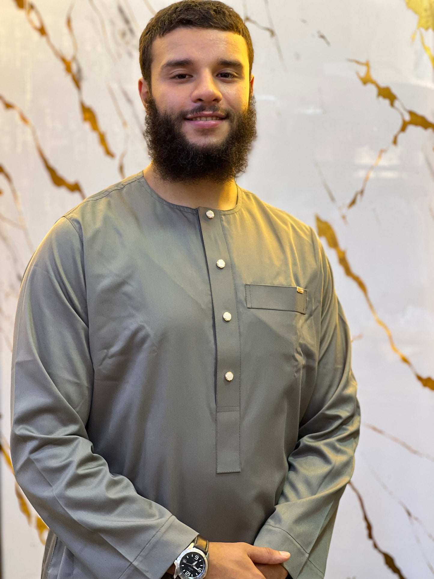 قميص الاسوة مونش