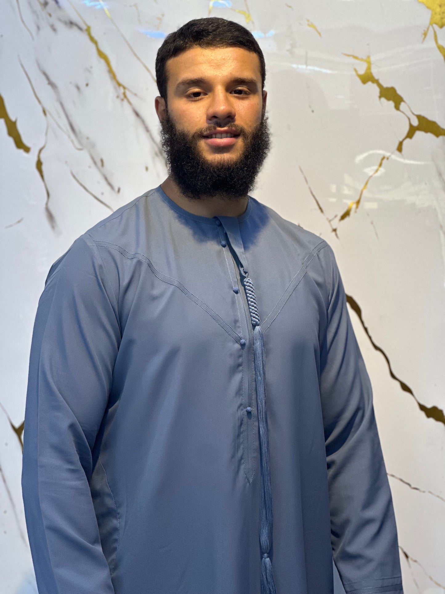 اماراتي ياباني
