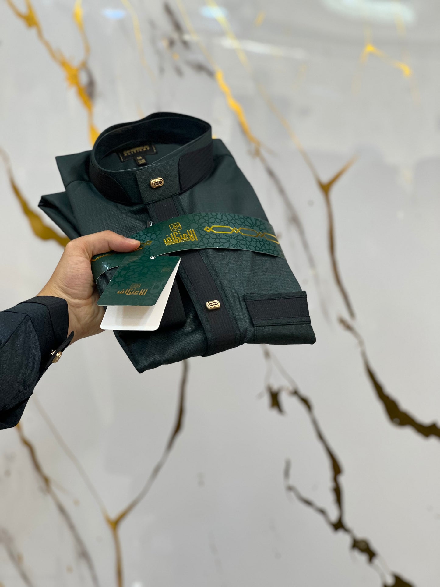 الاعتكاف موديل سامبل