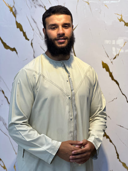 اماراتي ياباني