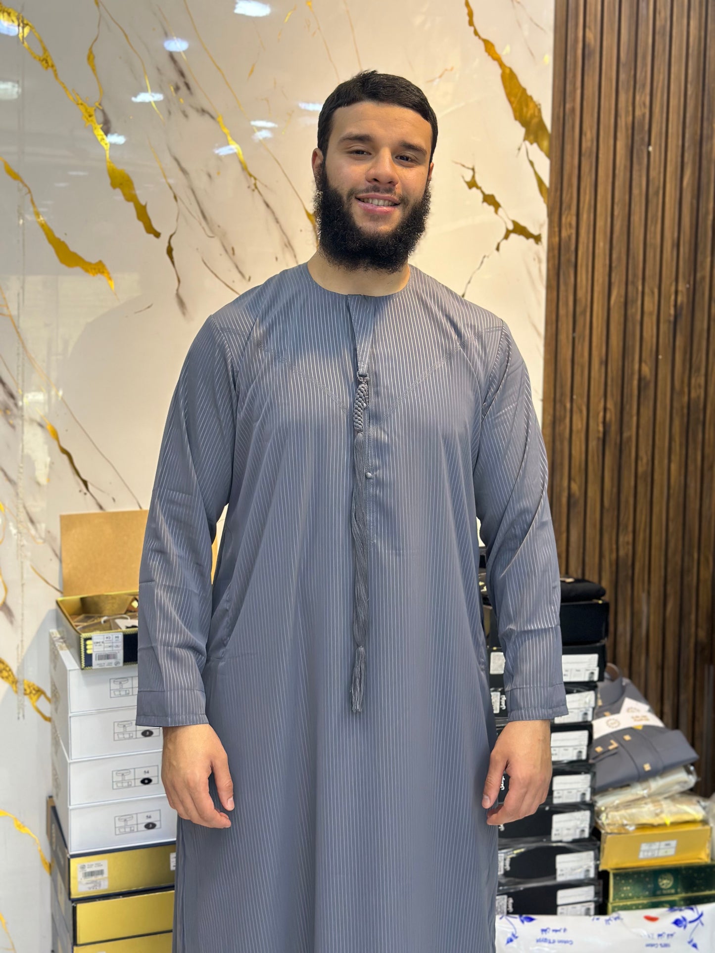 إماراتي مخطط(قماش كوري)